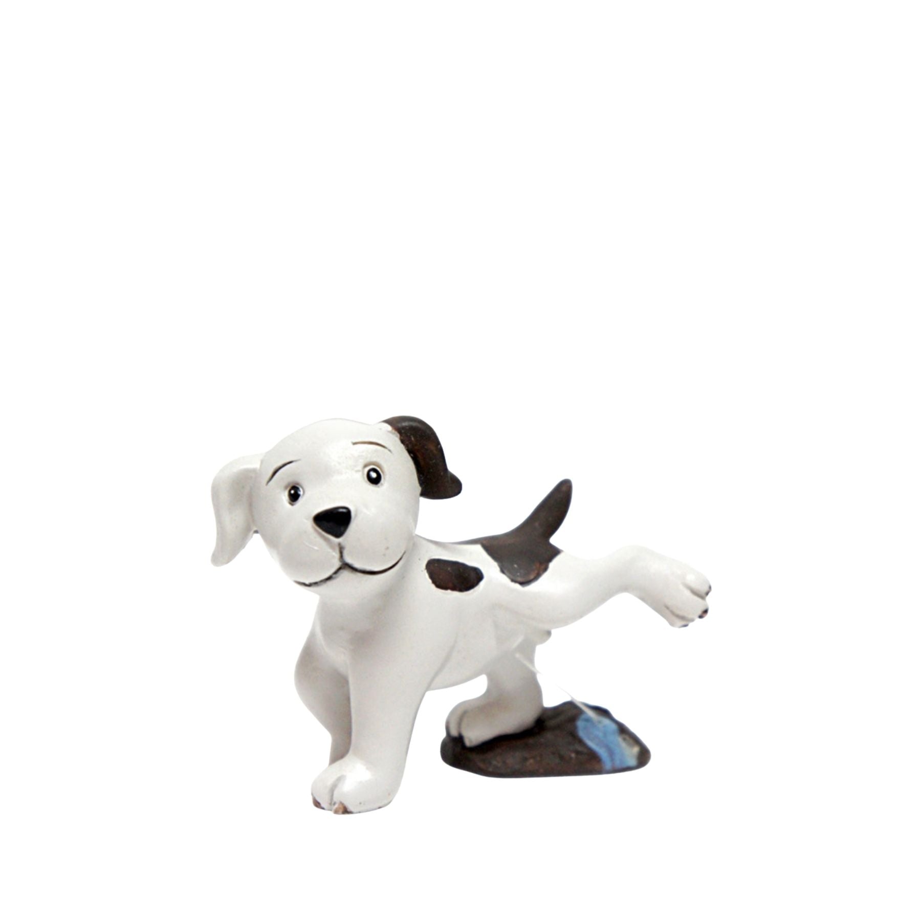 Perro orinando