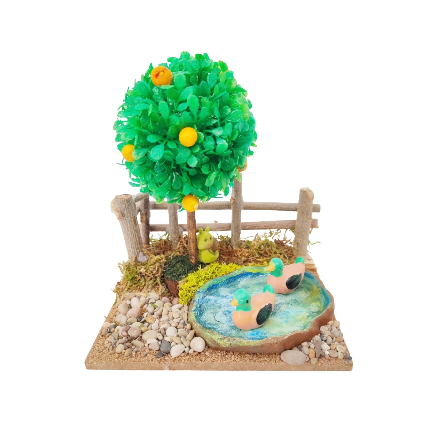 Belenes Artesanos - Árbol con lago, patos y caracol