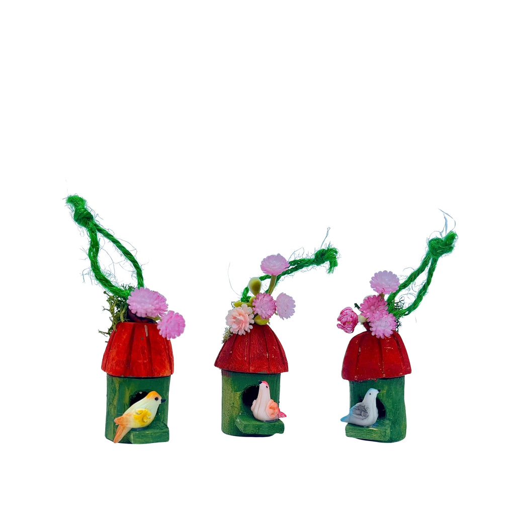 Belenes Artesanos - Casita de pájaro con detalle floral