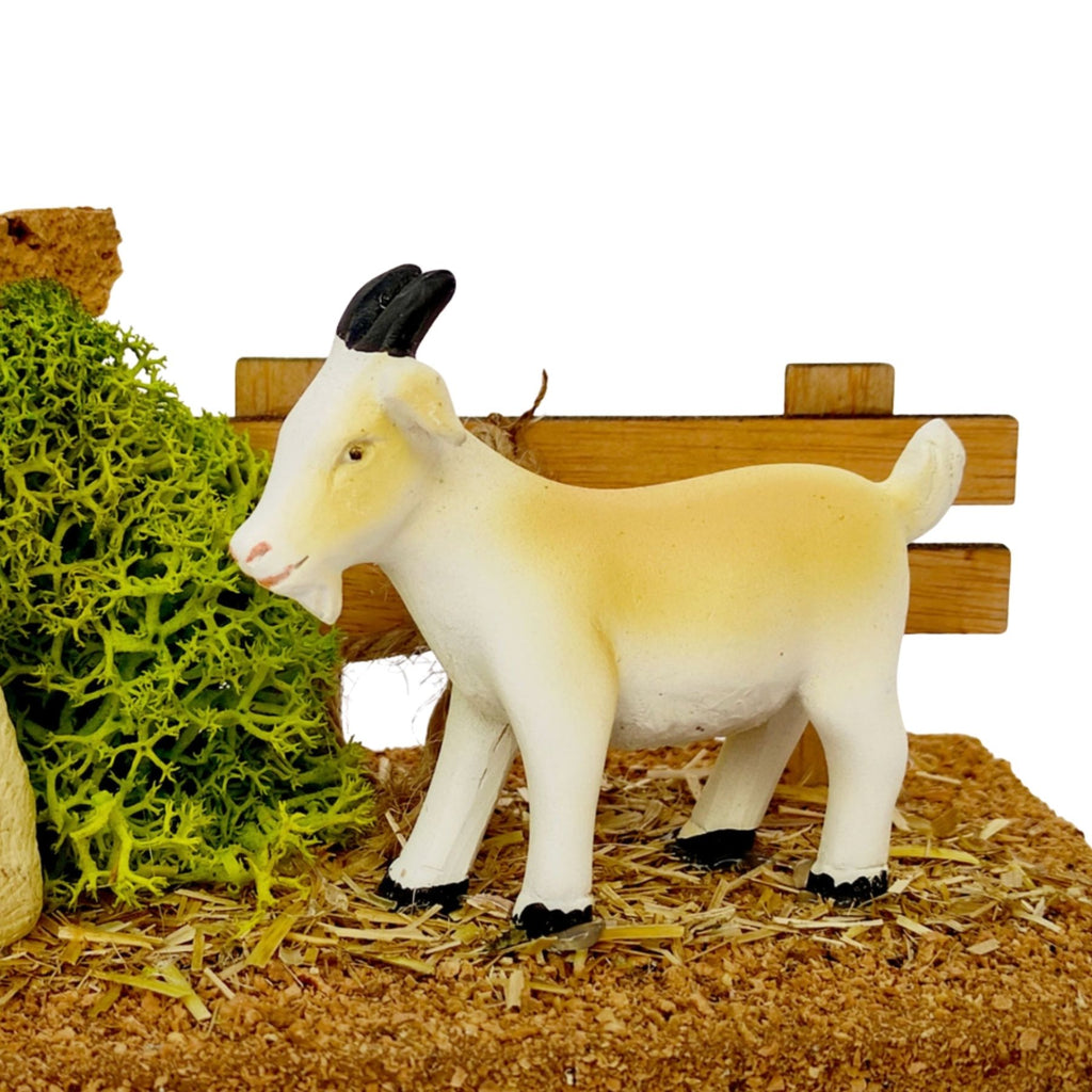 Belenes Artesanos - Corral con cabra