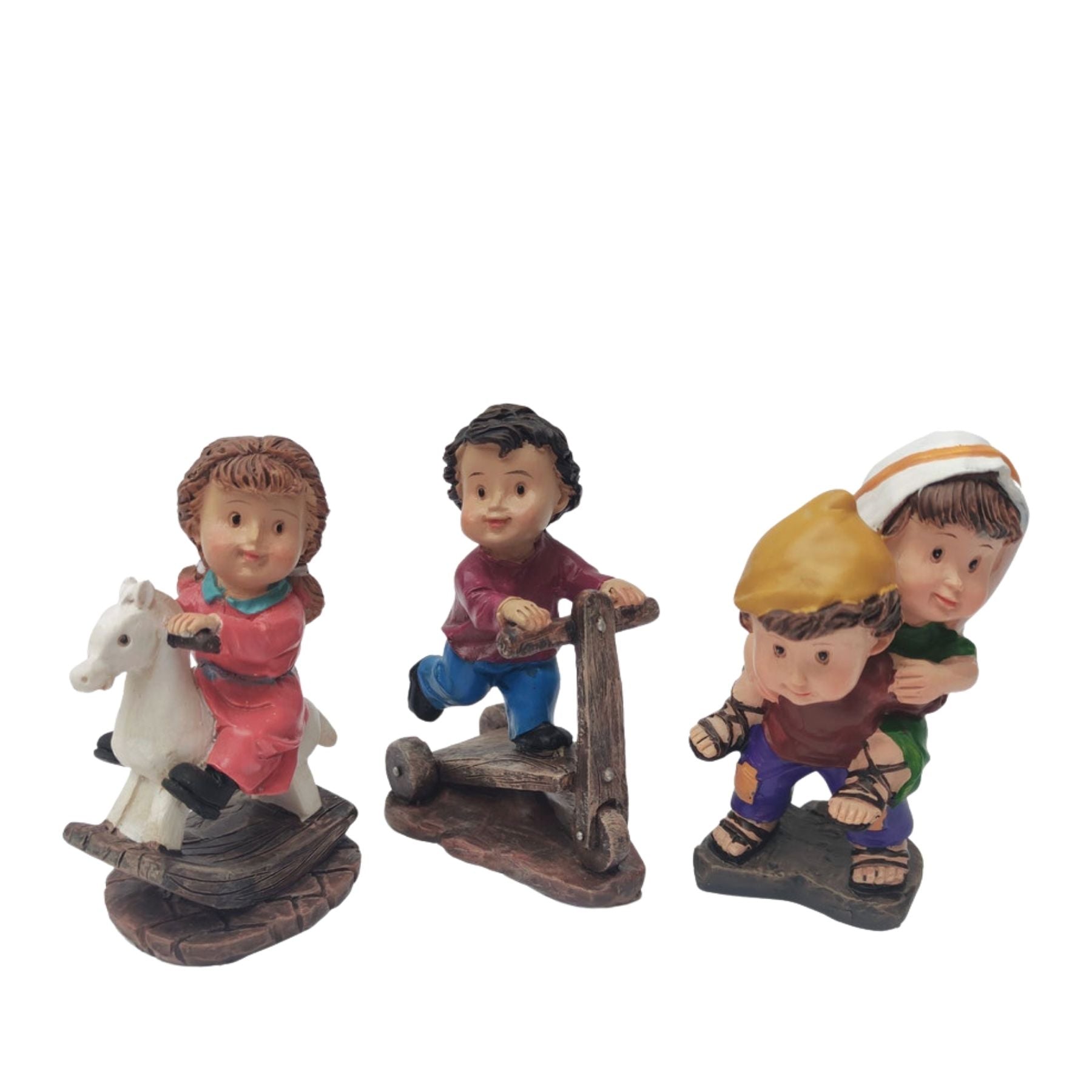 Niño con patinete