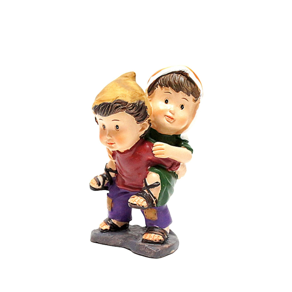 Niños a coscoletas