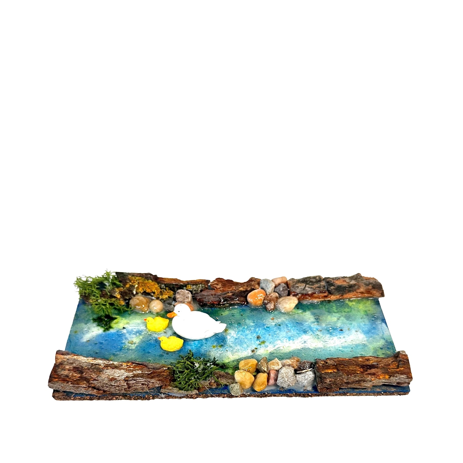Belenes Artesanos - Río artesanal con pato y patitos